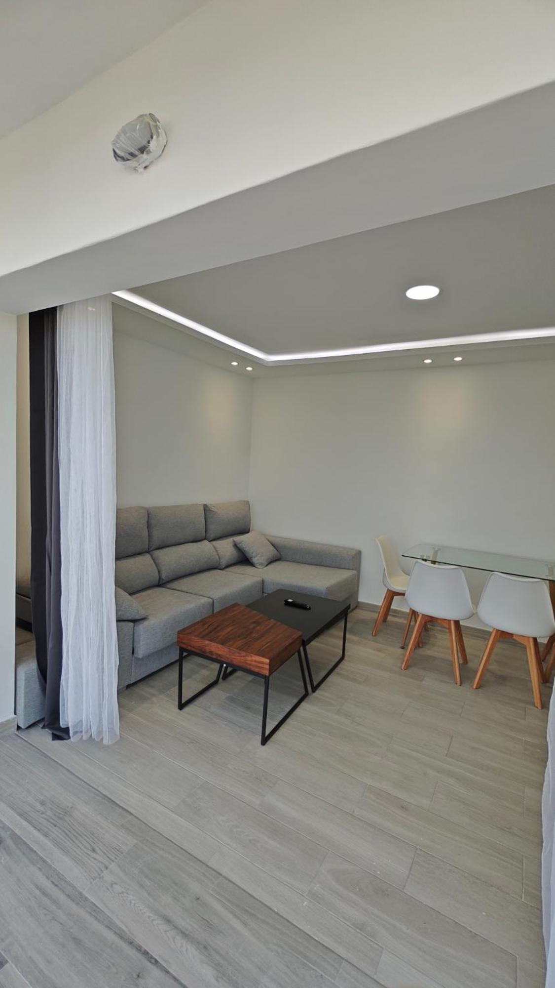 Vialia Playa Apartment Malaga Ngoại thất bức ảnh